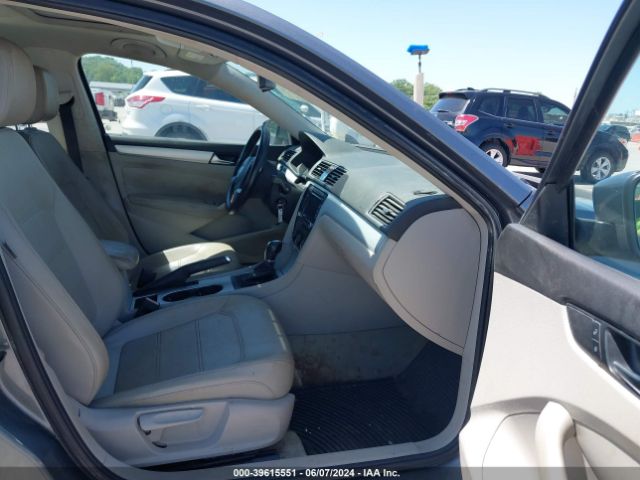 Photo 4 VIN: 1VWBN7A39DC127701 - VOLKSWAGEN PASSAT 