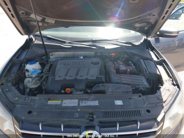 Photo 9 VIN: 1VWBN7A39DC127701 - VOLKSWAGEN PASSAT 