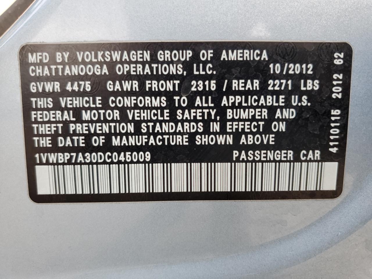 Photo 12 VIN: 1VWBP7A30DC045009 - VOLKSWAGEN PASSAT 