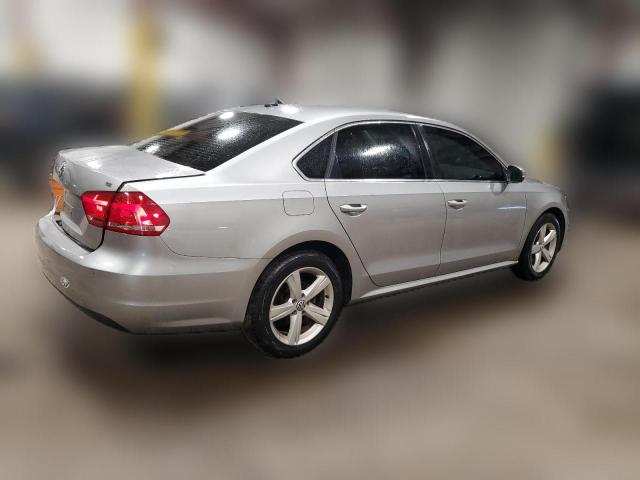 Photo 2 VIN: 1VWBP7A30DC045642 - VOLKSWAGEN PASSAT 