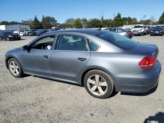 Photo 1 VIN: 1VWBP7A30DC133686 - VOLKSWAGEN PASSAT SE 