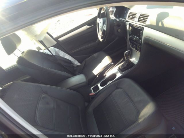 Photo 4 VIN: 1VWBP7A30DC150391 - VOLKSWAGEN PASSAT 