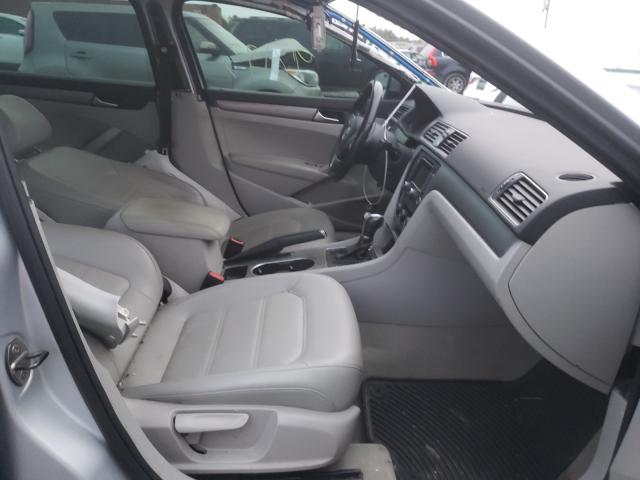 Photo 4 VIN: 1VWBP7A30EC003666 - VOLKSWAGEN PASSAT 