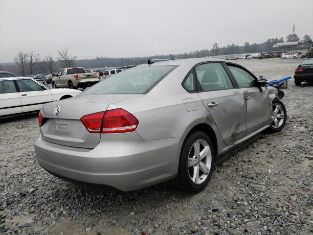 Photo 3 VIN: 1VWBP7A31CC002913 - VOLKSWAGEN PASSAT 