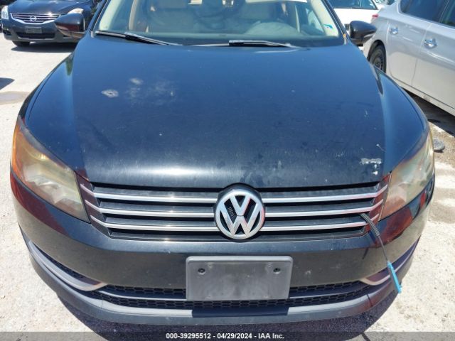 Photo 9 VIN: 1VWBP7A31CC010509 - VOLKSWAGEN PASSAT 