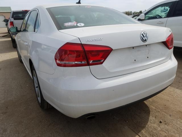 Photo 2 VIN: 1VWBP7A31CC015869 - VOLKSWAGEN PASSAT 