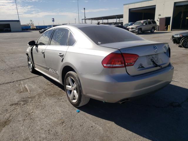 Photo 2 VIN: 1VWBP7A31CC039427 - VOLKSWAGEN PASSAT SE 