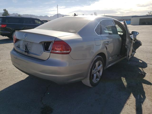 Photo 3 VIN: 1VWBP7A31CC039427 - VOLKSWAGEN PASSAT SE 