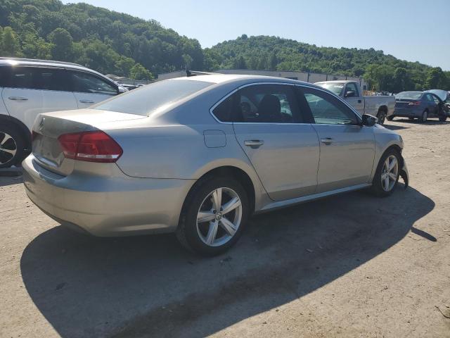 Photo 2 VIN: 1VWBP7A31CC043736 - VOLKSWAGEN PASSAT 