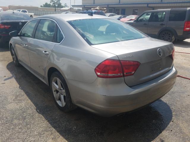 Photo 2 VIN: 1VWBP7A31CC052419 - VOLKSWAGEN PASSAT 