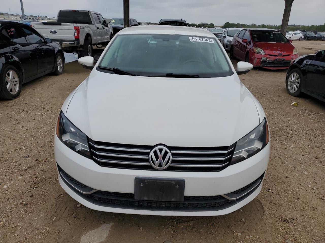 Photo 4 VIN: 1VWBP7A31CC081807 - VOLKSWAGEN PASSAT 