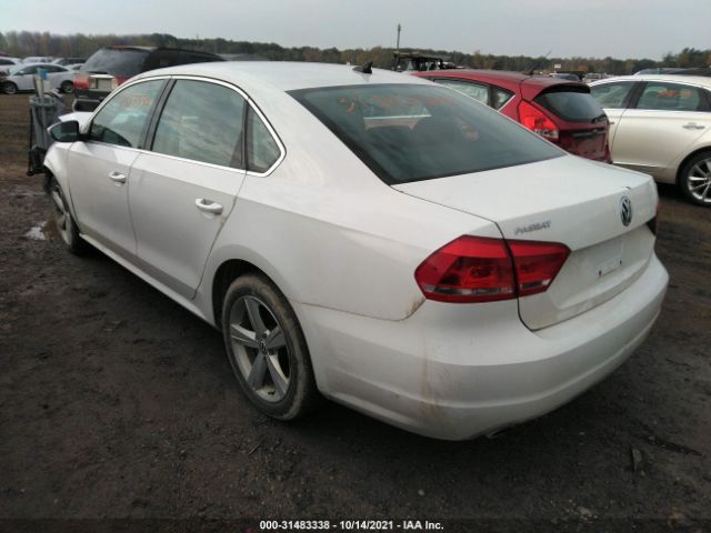 Photo 2 VIN: 1VWBP7A31CC091382 - VOLKSWAGEN PASSAT 