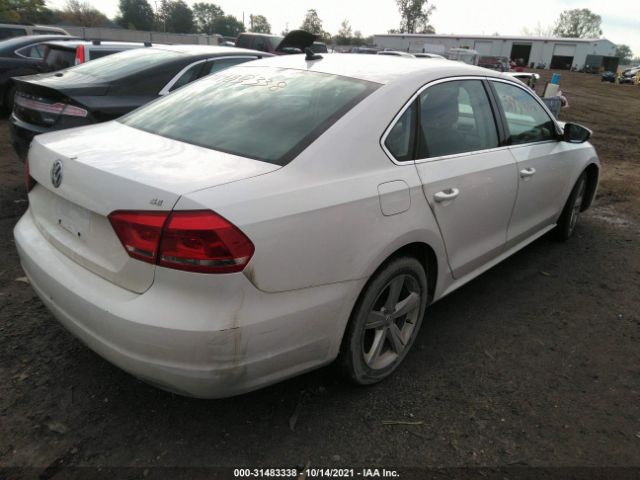 Photo 3 VIN: 1VWBP7A31CC091382 - VOLKSWAGEN PASSAT 