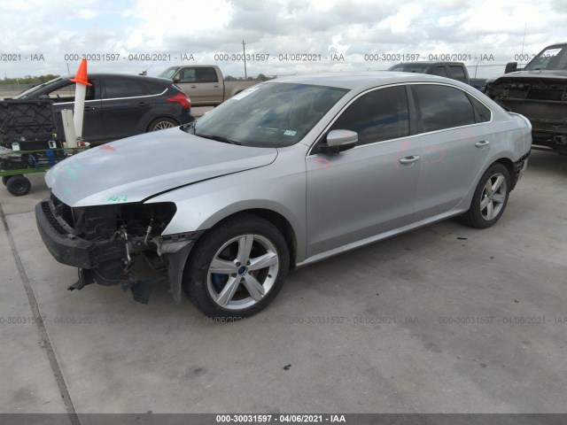 Photo 1 VIN: 1VWBP7A31DC064863 - VOLKSWAGEN PASSAT 