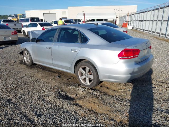 Photo 2 VIN: 1VWBP7A31DC065494 - VOLKSWAGEN PASSAT 