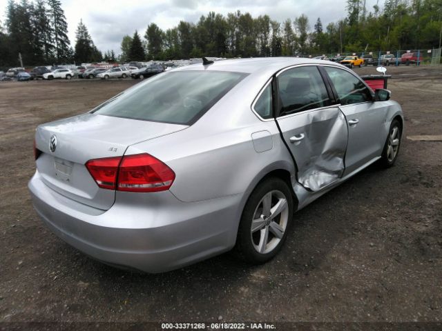 Photo 3 VIN: 1VWBP7A31DC082439 - VOLKSWAGEN PASSAT 