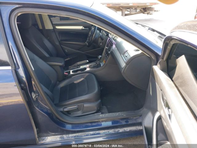 Photo 4 VIN: 1VWBP7A31DC107405 - VOLKSWAGEN PASSAT 