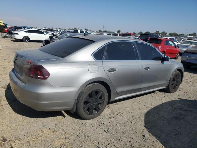 Photo 2 VIN: 1VWBP7A31DC130313 - VOLKSWAGEN PASSAT 