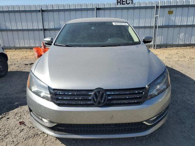 Photo 4 VIN: 1VWBP7A31DC130313 - VOLKSWAGEN PASSAT 