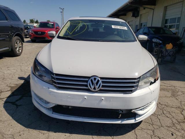 Photo 4 VIN: 1VWBP7A31EC017477 - VOLKSWAGEN PASSAT 