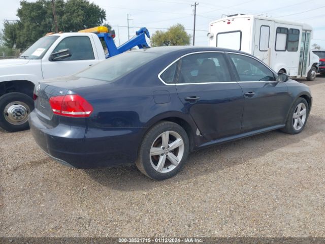 Photo 3 VIN: 1VWBP7A32CC025374 - VOLKSWAGEN PASSAT 