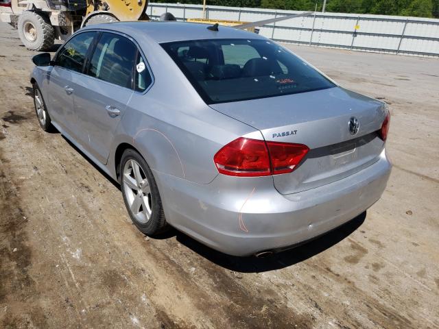 Photo 2 VIN: 1VWBP7A32CC030882 - VOLKSWAGEN PASSAT SE 