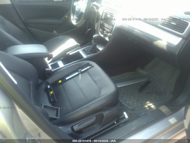 Photo 4 VIN: 1VWBP7A32CC031286 - VOLKSWAGEN PASSAT 