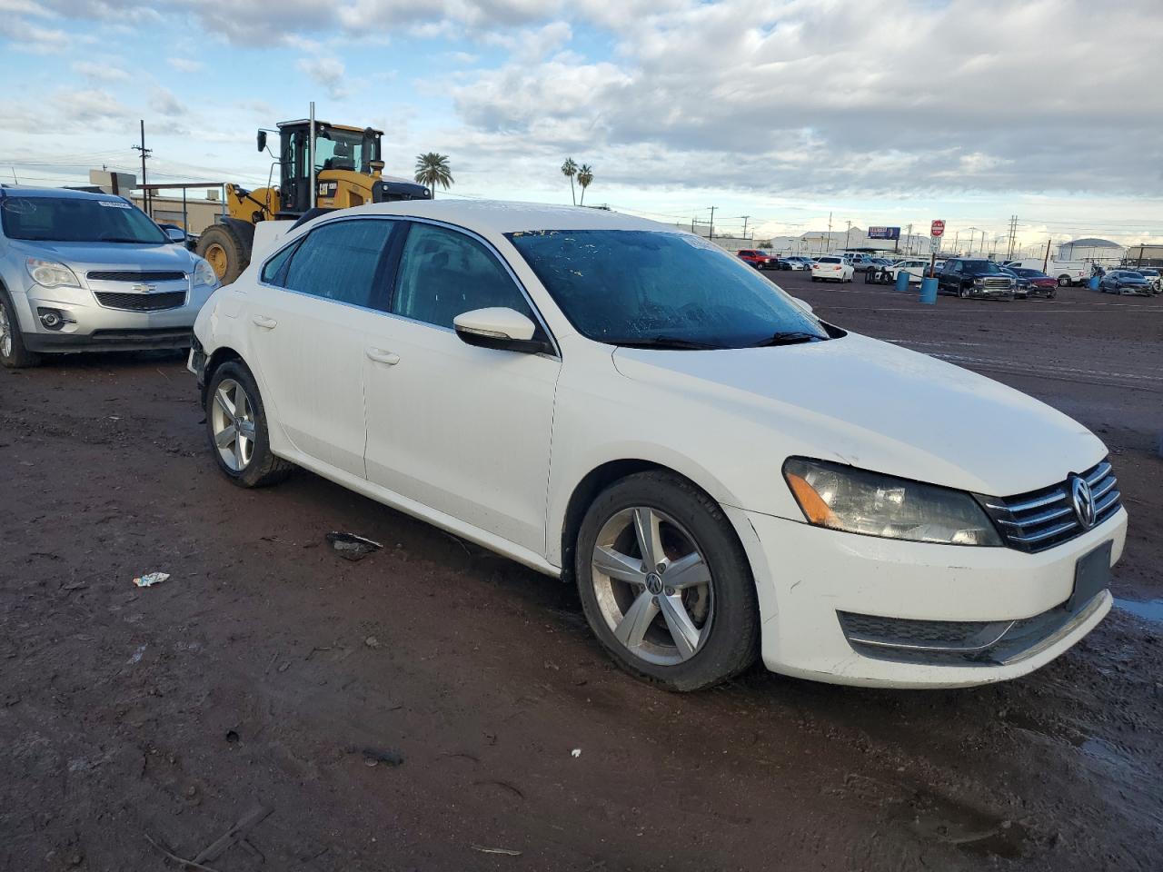 Photo 3 VIN: 1VWBP7A32CC052199 - VOLKSWAGEN PASSAT 