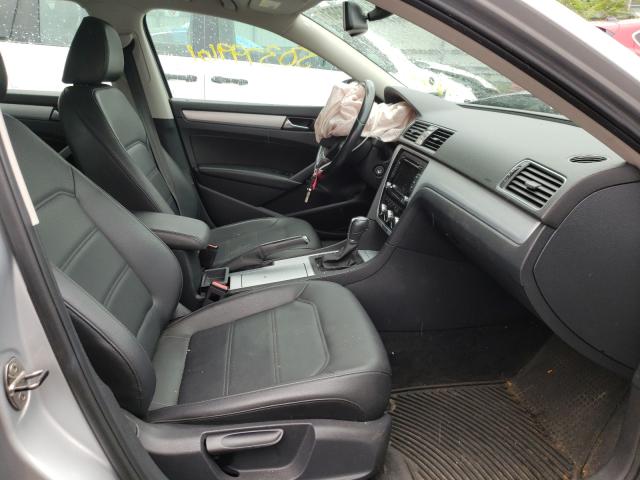 Photo 4 VIN: 1VWBP7A32CC062568 - VOLKSWAGEN PASSAT SE 