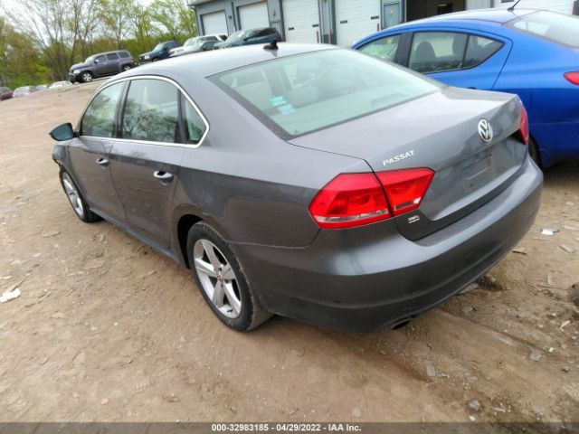 Photo 2 VIN: 1VWBP7A32CC064532 - VOLKSWAGEN PASSAT 