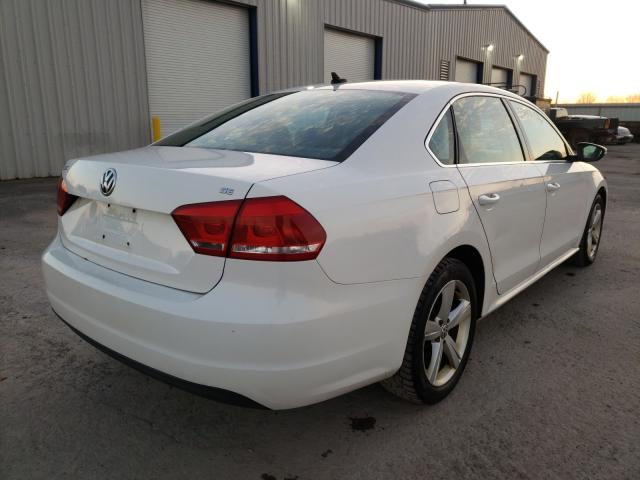 Photo 3 VIN: 1VWBP7A32CC071948 - VOLKSWAGEN PASSAT 