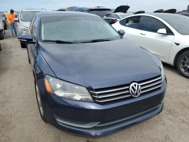 Photo 3 VIN: 1VWBP7A32CC087938 - VOLKSWAGEN PASSAT SE 