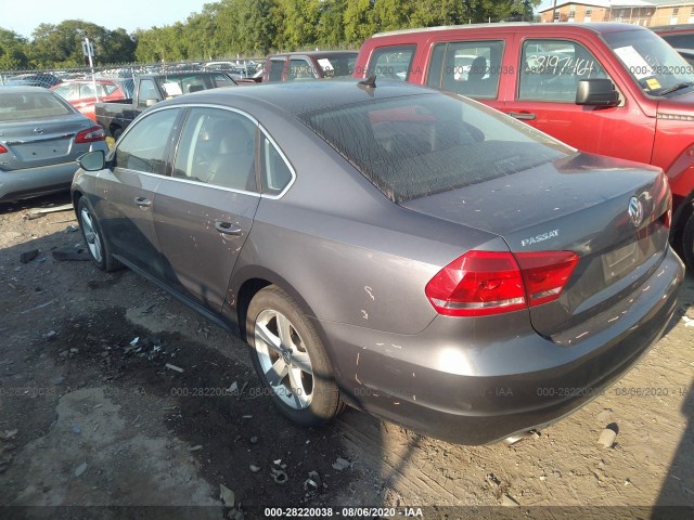 Photo 2 VIN: 1VWBP7A32CC100591 - VOLKSWAGEN PASSAT 