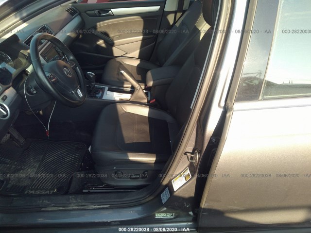 Photo 4 VIN: 1VWBP7A32CC100591 - VOLKSWAGEN PASSAT 