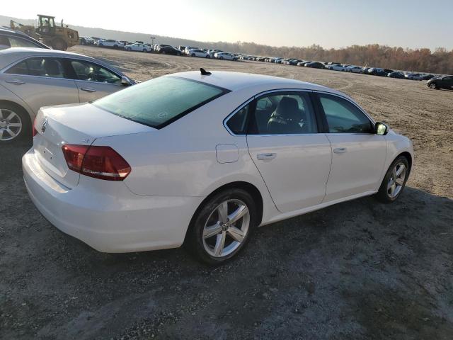 Photo 2 VIN: 1VWBP7A32DC128036 - VOLKSWAGEN PASSAT SE 