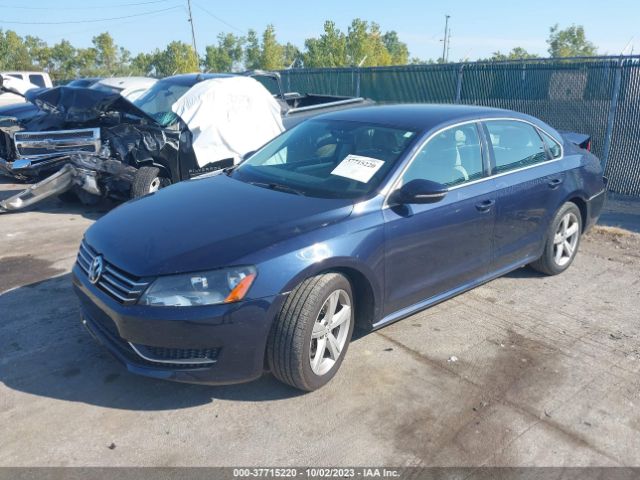 Photo 1 VIN: 1VWBP7A33CC024556 - VOLKSWAGEN PASSAT 