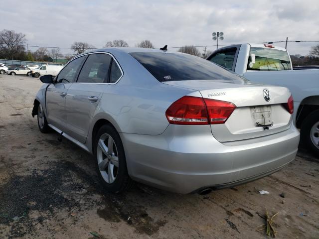 Photo 2 VIN: 1VWBP7A33CC069660 - VOLKSWAGEN PASSAT SE 