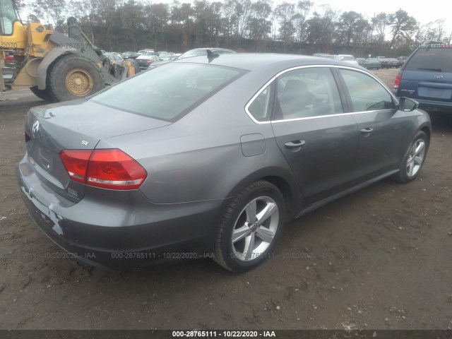 Photo 3 VIN: 1VWBP7A33CC070632 - VOLKSWAGEN PASSAT 