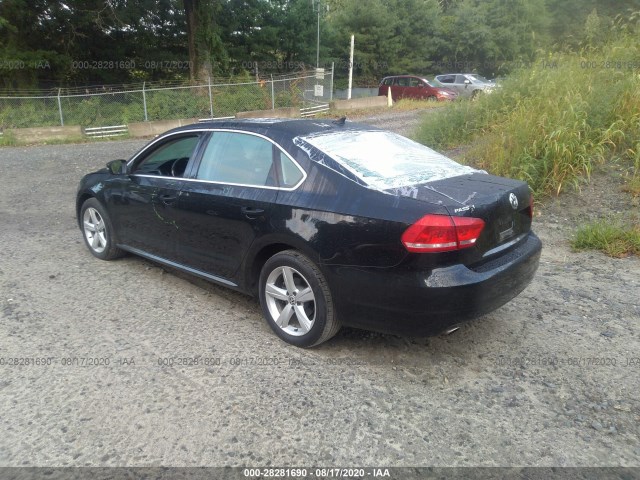 Photo 2 VIN: 1VWBP7A33CC076642 - VOLKSWAGEN PASSAT 