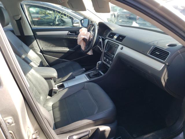 Photo 4 VIN: 1VWBP7A33CC085048 - VOLKSWAGEN PASSAT 