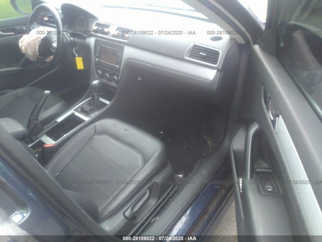 Photo 4 VIN: 1VWBP7A33CC087883 - VOLKSWAGEN PASSAT 