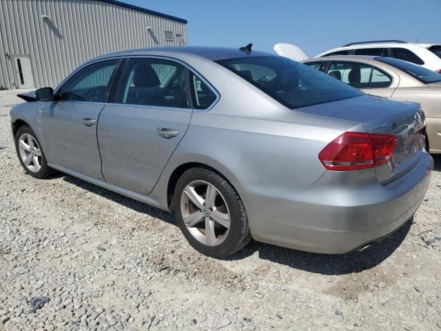 Photo 1 VIN: 1VWBP7A33CC107503 - VOLKSWAGEN PASSAT 