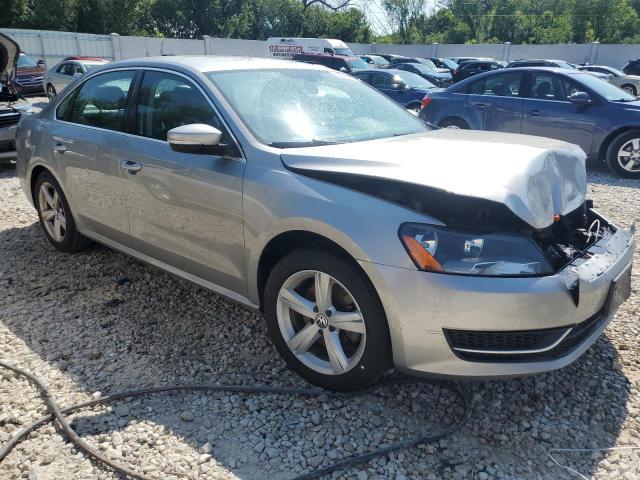 Photo 3 VIN: 1VWBP7A33CC107503 - VOLKSWAGEN PASSAT 