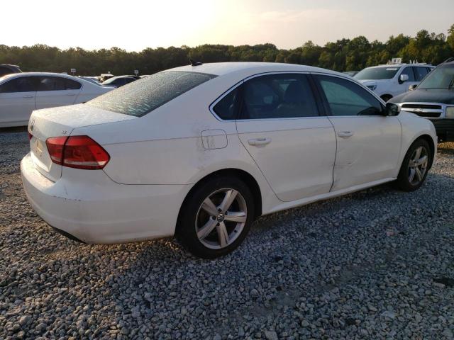 Photo 2 VIN: 1VWBP7A33CC109932 - VOLKSWAGEN PASSAT 