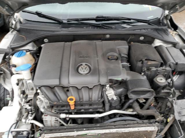 Photo 6 VIN: 1VWBP7A33DC046896 - VOLKSWAGEN PASSAT 