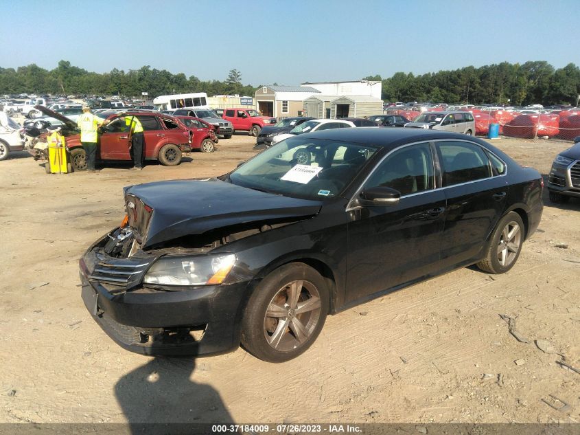 Photo 1 VIN: 1VWBP7A33DC061270 - VOLKSWAGEN PASSAT 