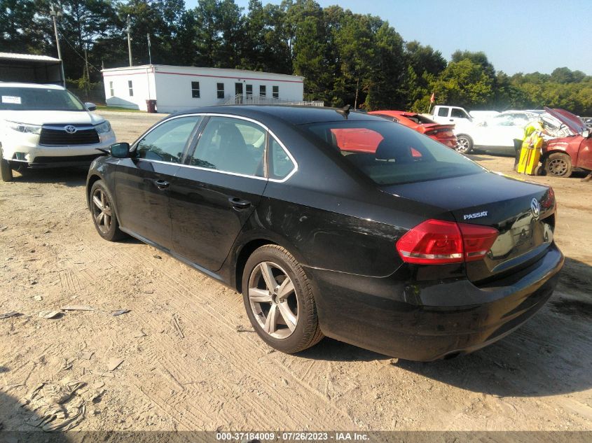 Photo 2 VIN: 1VWBP7A33DC061270 - VOLKSWAGEN PASSAT 