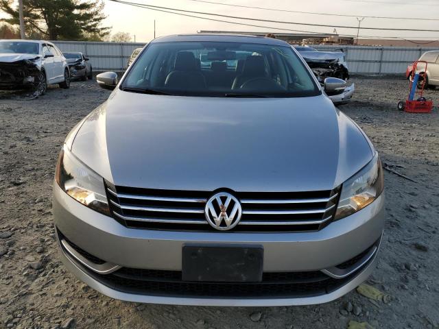 Photo 4 VIN: 1VWBP7A33DC091689 - VOLKSWAGEN PASSAT 