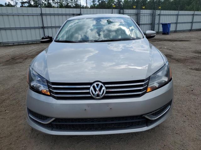 Photo 4 VIN: 1VWBP7A33DC098318 - VOLKSWAGEN PASSAT 