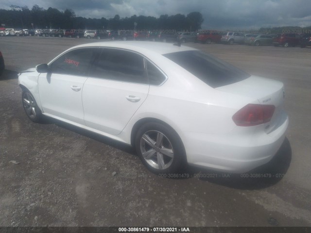 Photo 2 VIN: 1VWBP7A33DC121337 - VOLKSWAGEN PASSAT 